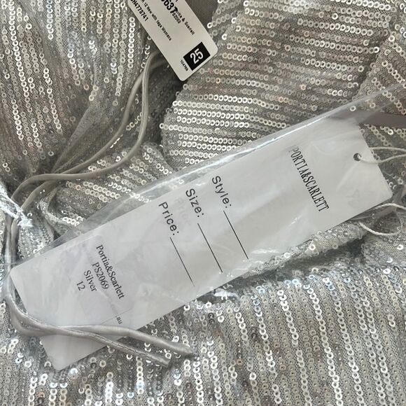 Portia & Scarlett PS2069 Sequined Surplice Halter Prom Dress size 12 - Picture 8 of 10